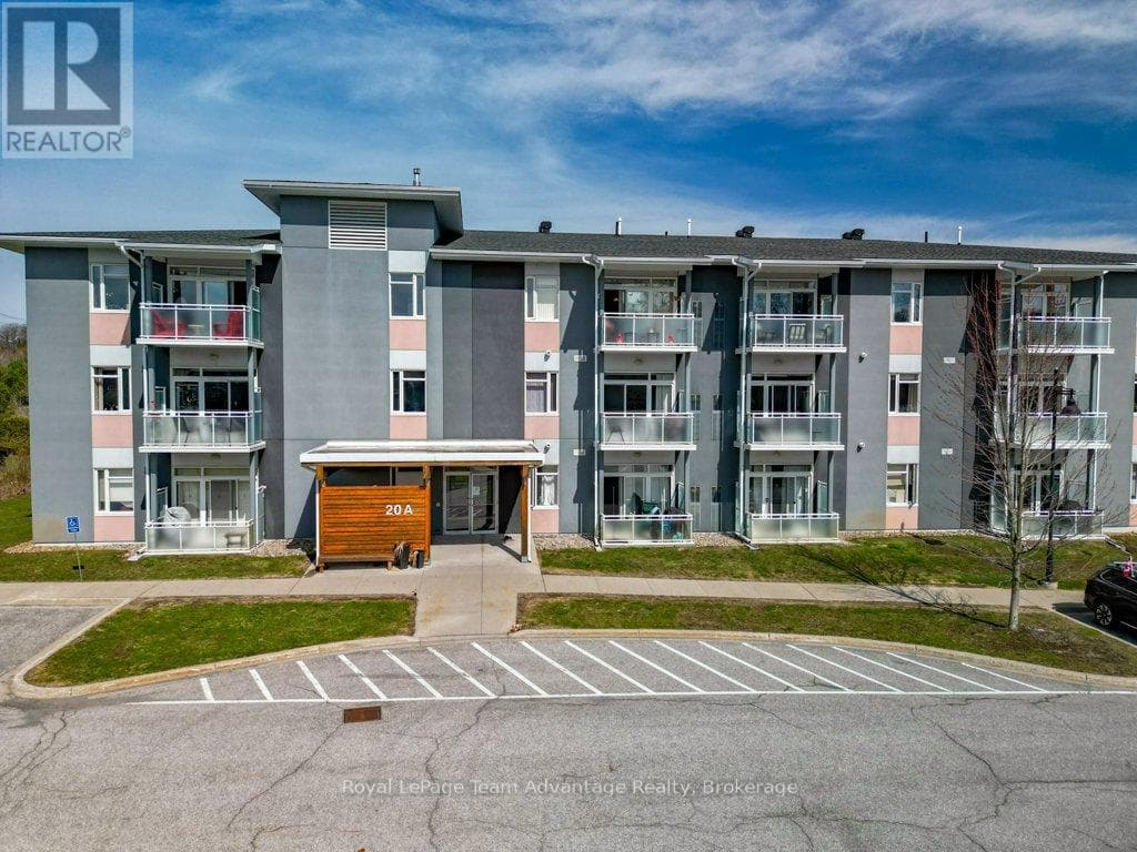 2 Bed · 2 Bath Detached House for Sale in Parry Sound