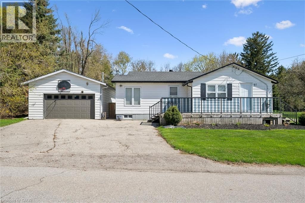 3 Bed · 1 Bath Detached House for Sale in St. Clements