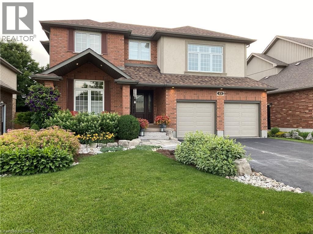 5 Bed · 4 Bath Detached House for Sale in Elmira