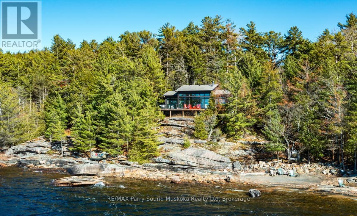 2 Bed · 2 Bath Detached House for Sale in Parry Sound