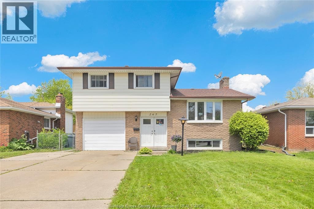 5 Bed · 2 Bath Detached House for Sale in Essex