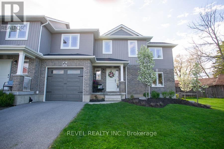 4 Bed · 4 Bath Detached House for Sale in Blandford-Blenheim