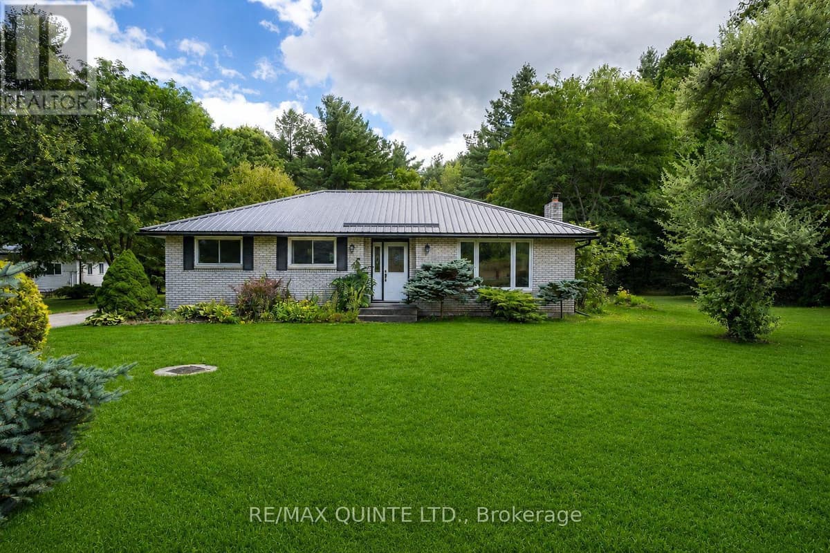 3 Bed · 2 Bath Detached House for Sale in Centre Hastings