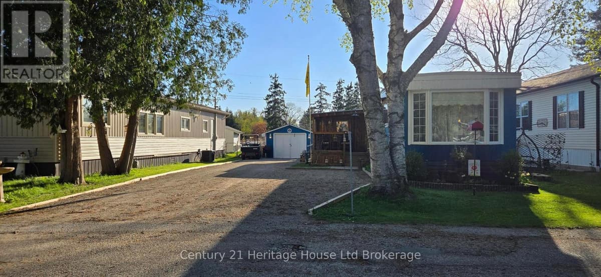 2 Bed · 1 Bath Detached House for Sale in Blandford-Blenheim