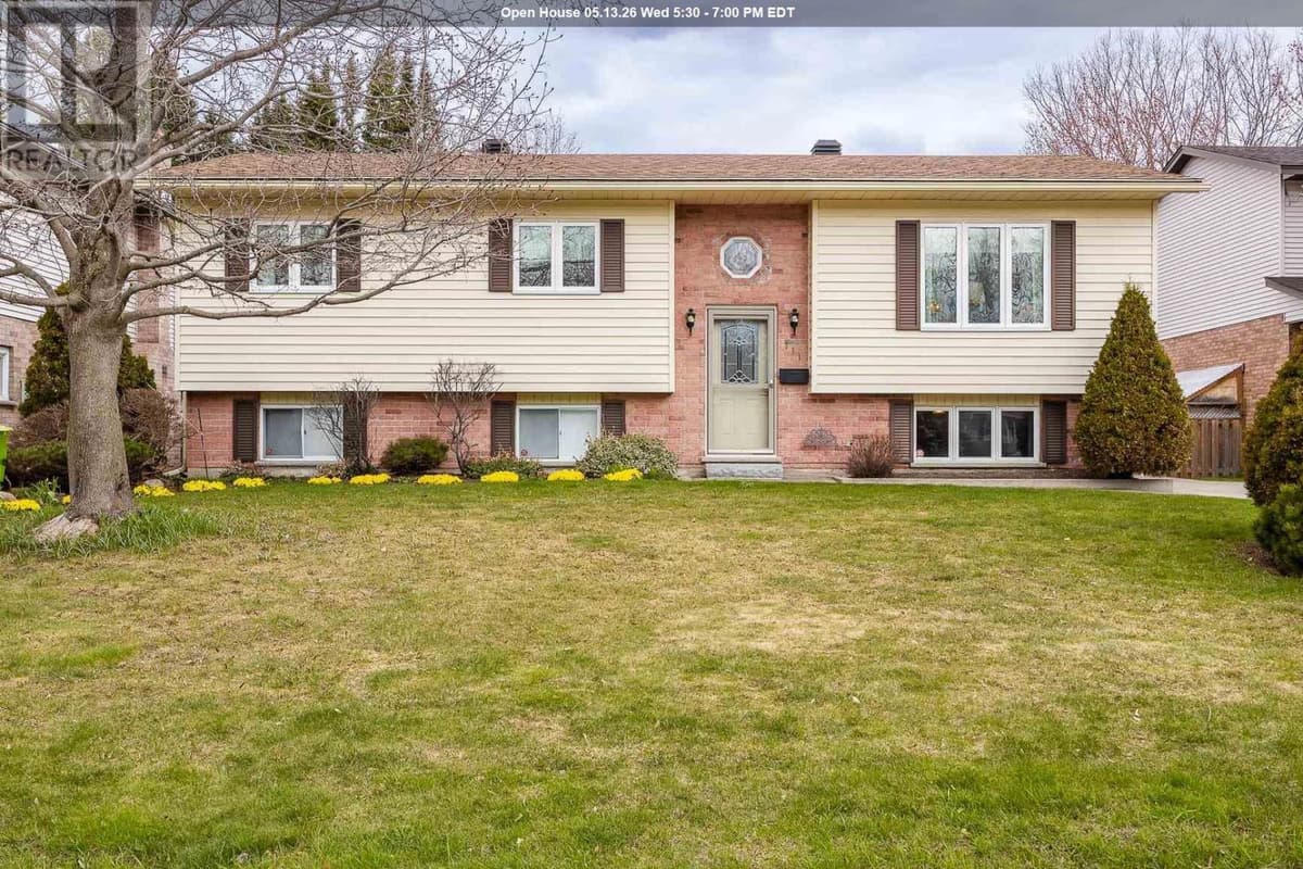 3 Bed · 2 Bath Detached House for Sale in Sault Ste Marie