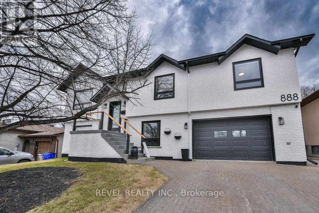 4 Bed · 2 Bath Detached House for Sale in Timmins