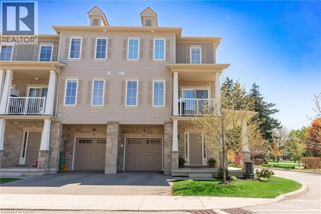 3 Bed · 2 Bath Detached House for Sale in Ancaster