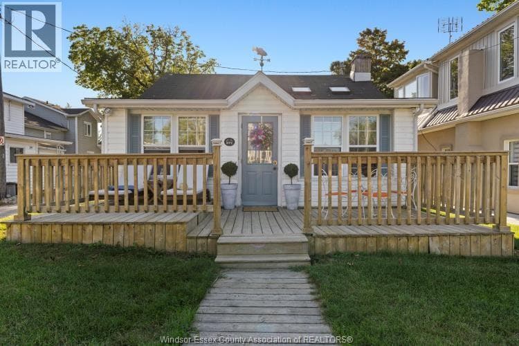 3 Bed · 1 Bath Detached House for Sale in Kingsville