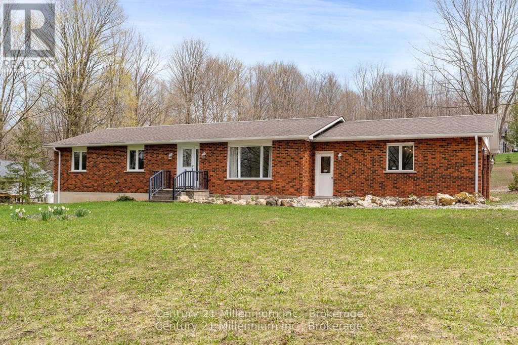4 Bed · 3 Bath Detached House for Sale in Grey Highlands