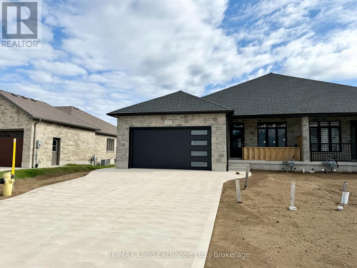 4 Bed · 3 Bath Detached House for Sale in Saugeen Shores