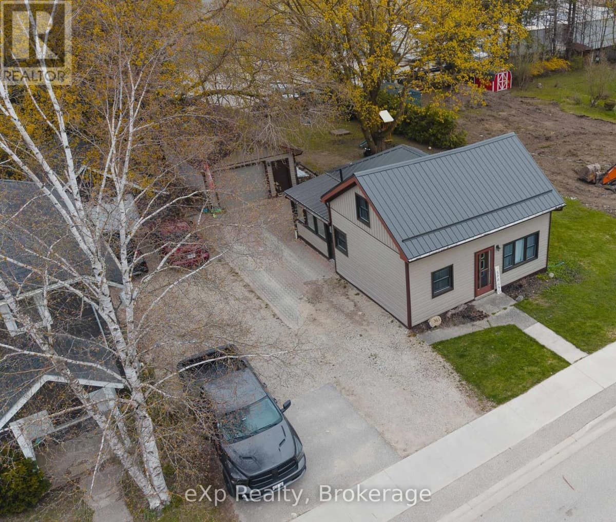 2 Bed · 1 Bath Detached House for Sale in Wellington North