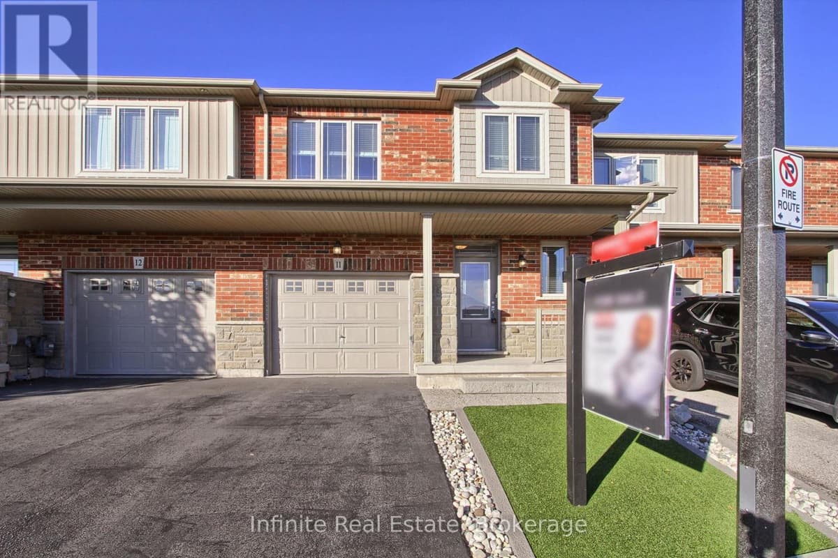 3 Bed · 3 Bath Detached House for Rent in Grimsby