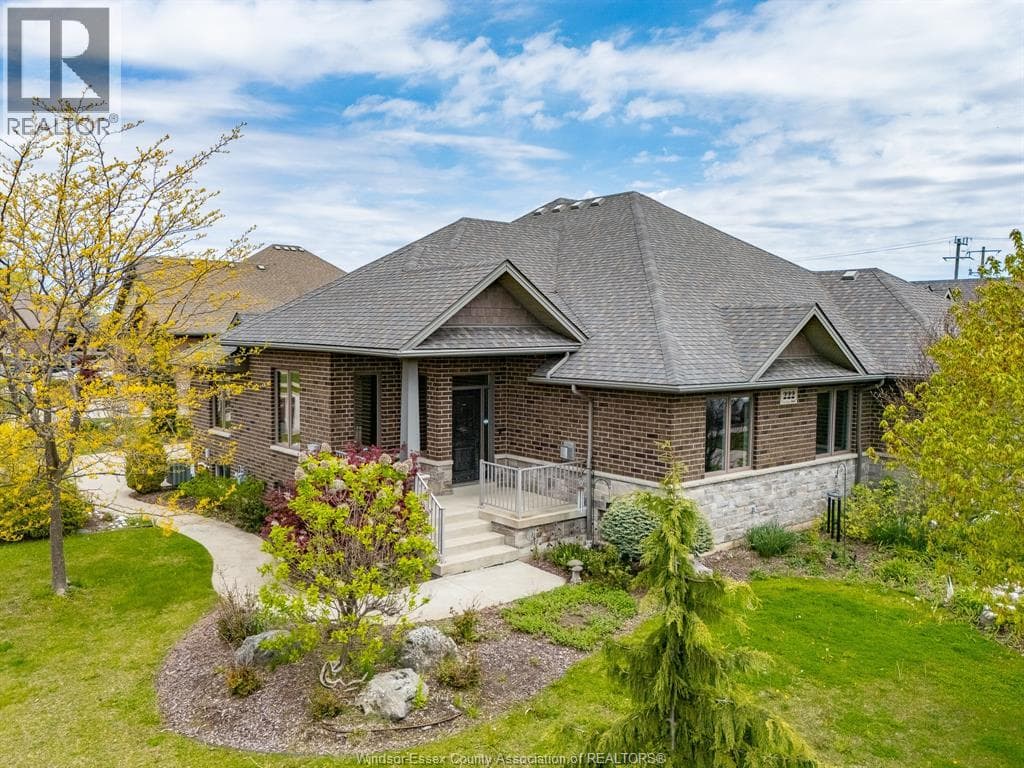 3 Bed · 3 Bath Detached House for Sale in Kingsville