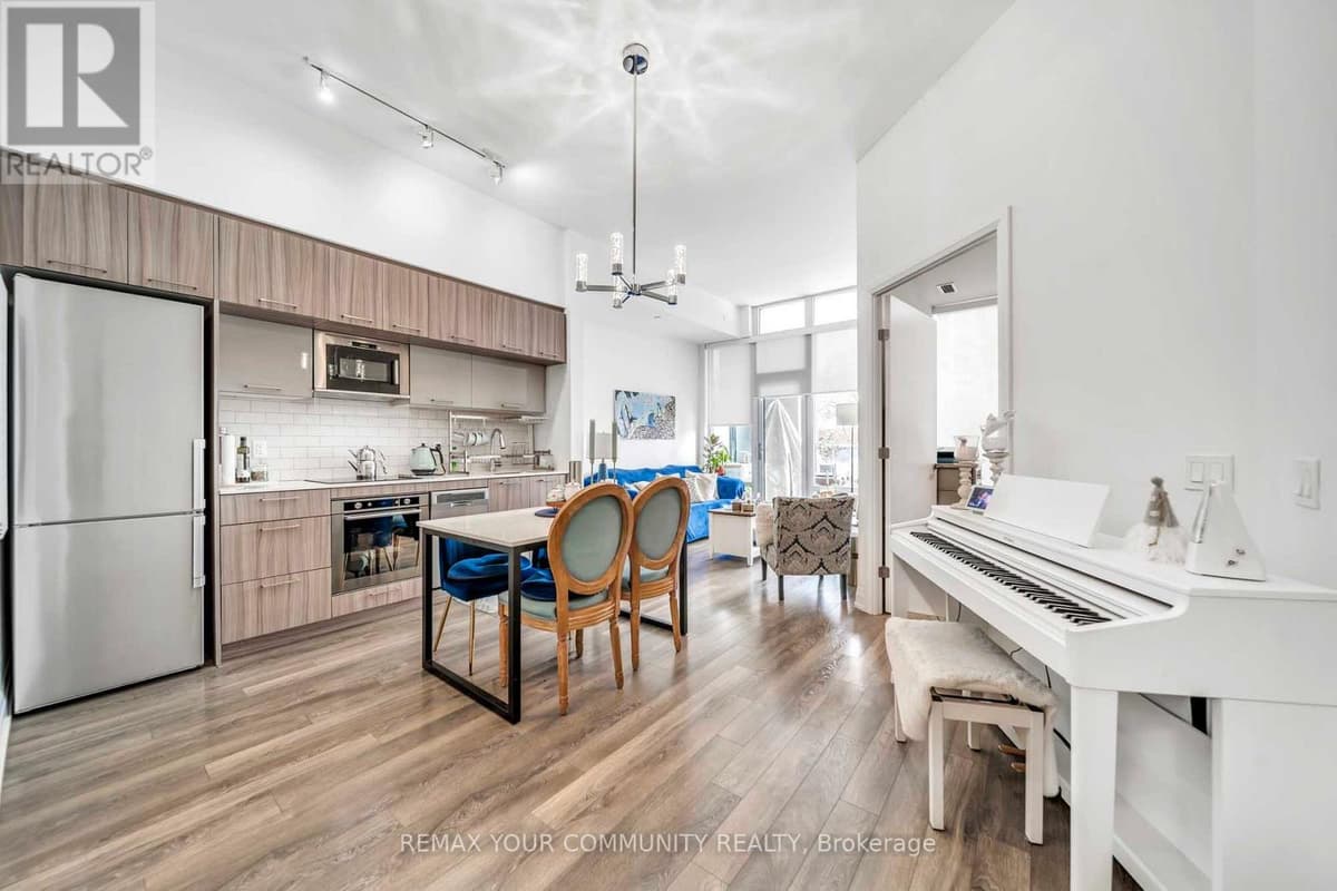 2 Bed · 1 Bath Detached House for Sale in Vaughan