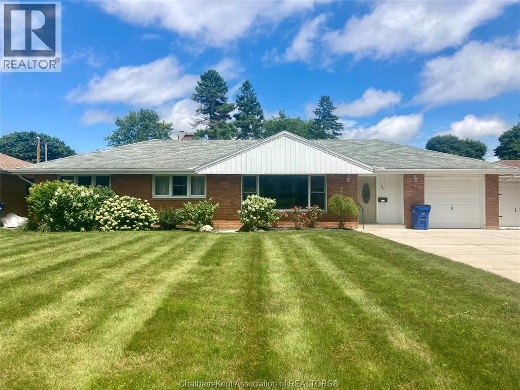 4 Bed · 2 Bath Detached House for Sale in Chatham
