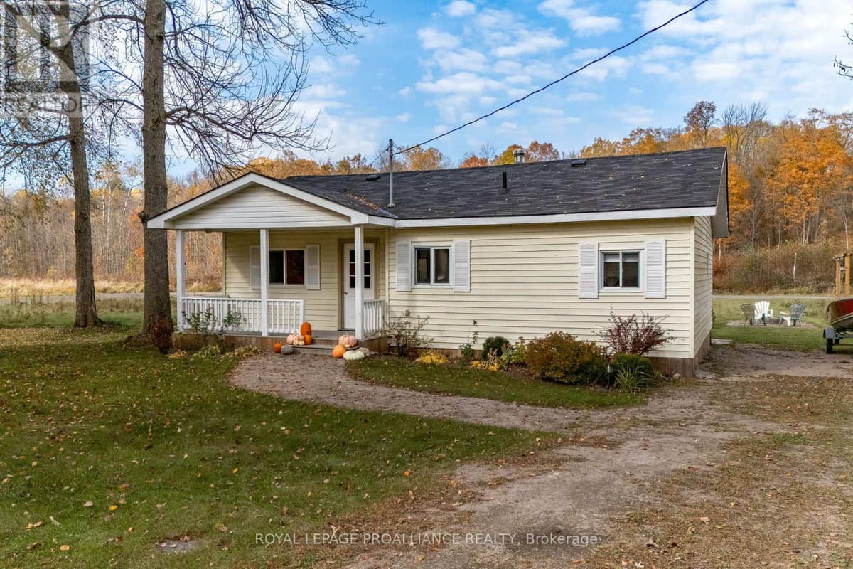 3 Bed · 1 Bath Detached House for Sale in Frontenac