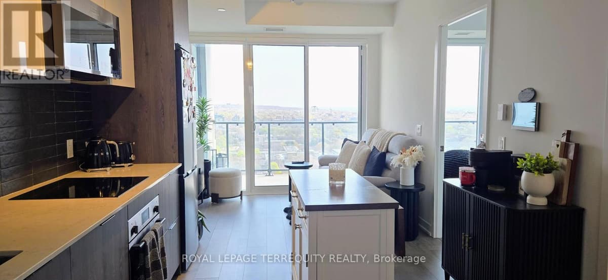 2 Bed · 1 Bath Detached House for Sale in Toronto