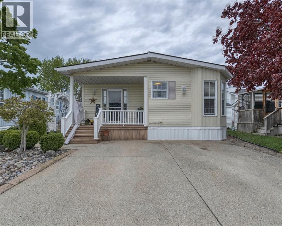 2 Bed · 1 Bath Detached House for Sale in Sarnia