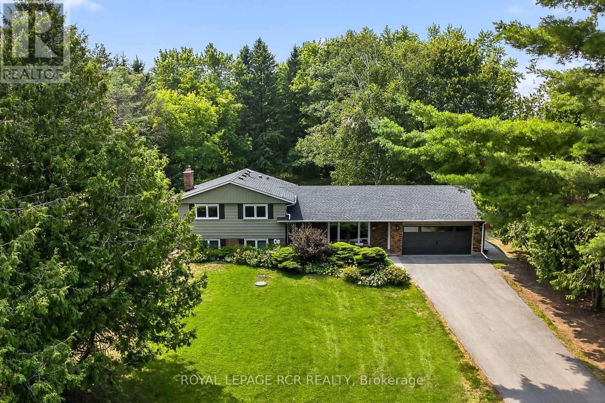 4 Bed · 3 Bath Detached House for Sale in Uxbridge