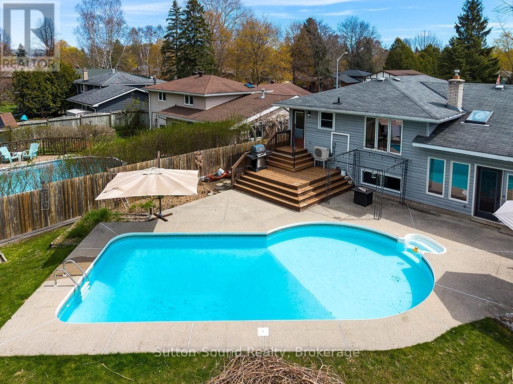 4 Bed · 2 Bath Detached House for Sale in Owen Sound