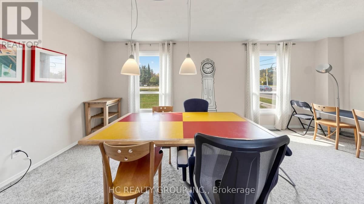 5 Bed · 2 Bath Detached House for Sale in Waterloo