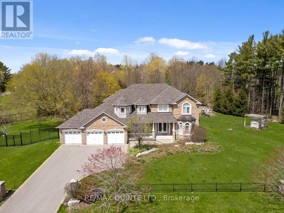4 Bed · 5 Bath Detached House for Sale in Whitchurch-Stouffville