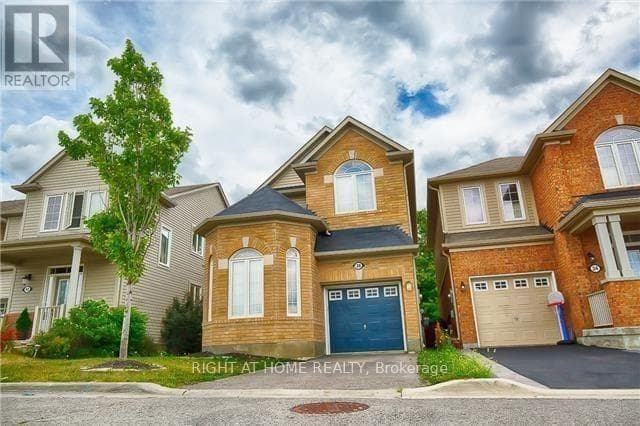3 Bed · 3 Bath Detached House for Rent in Whitchurch-Stouffville