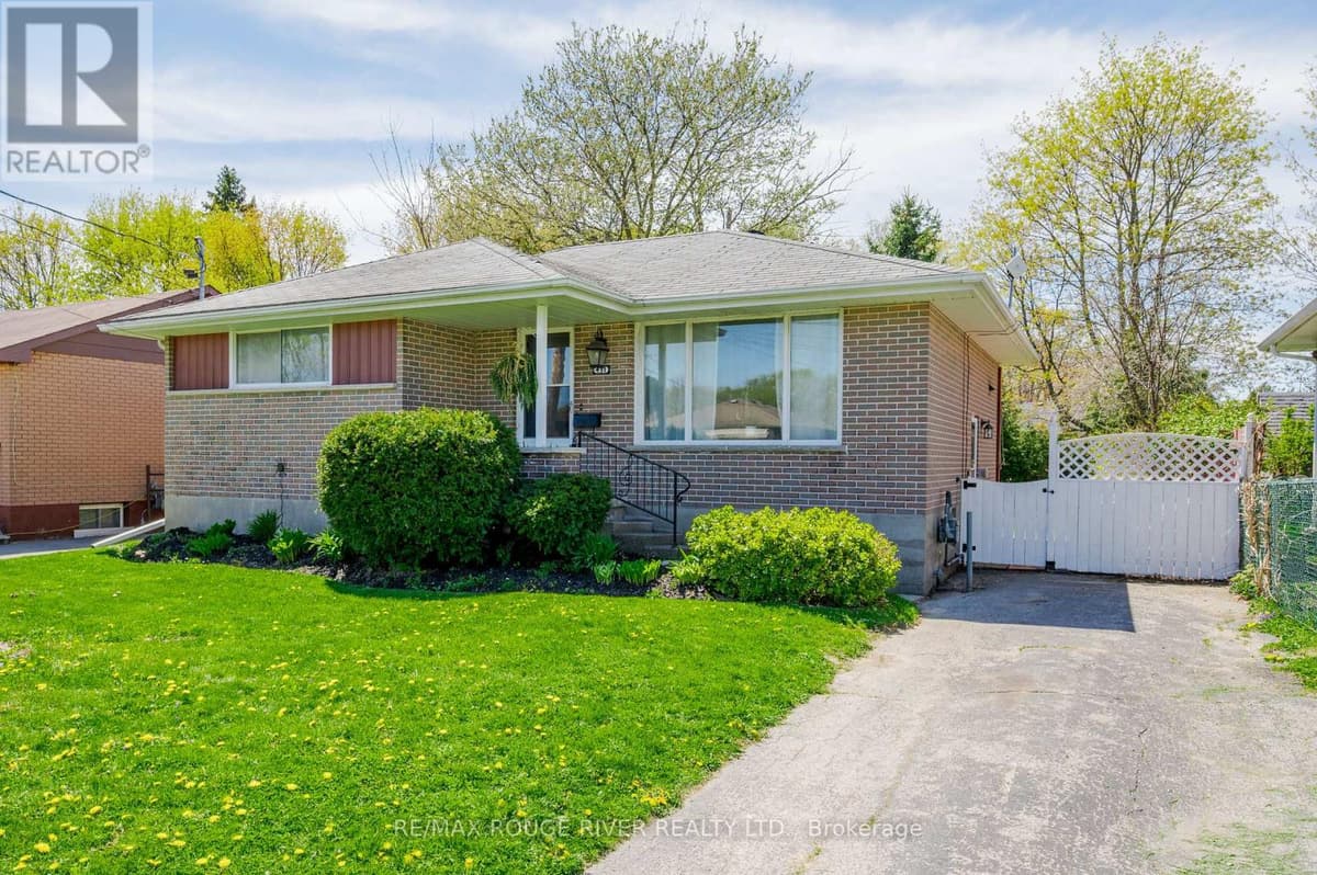 4 Bed · 2 Bath Detached House for Sale in Cobourg
