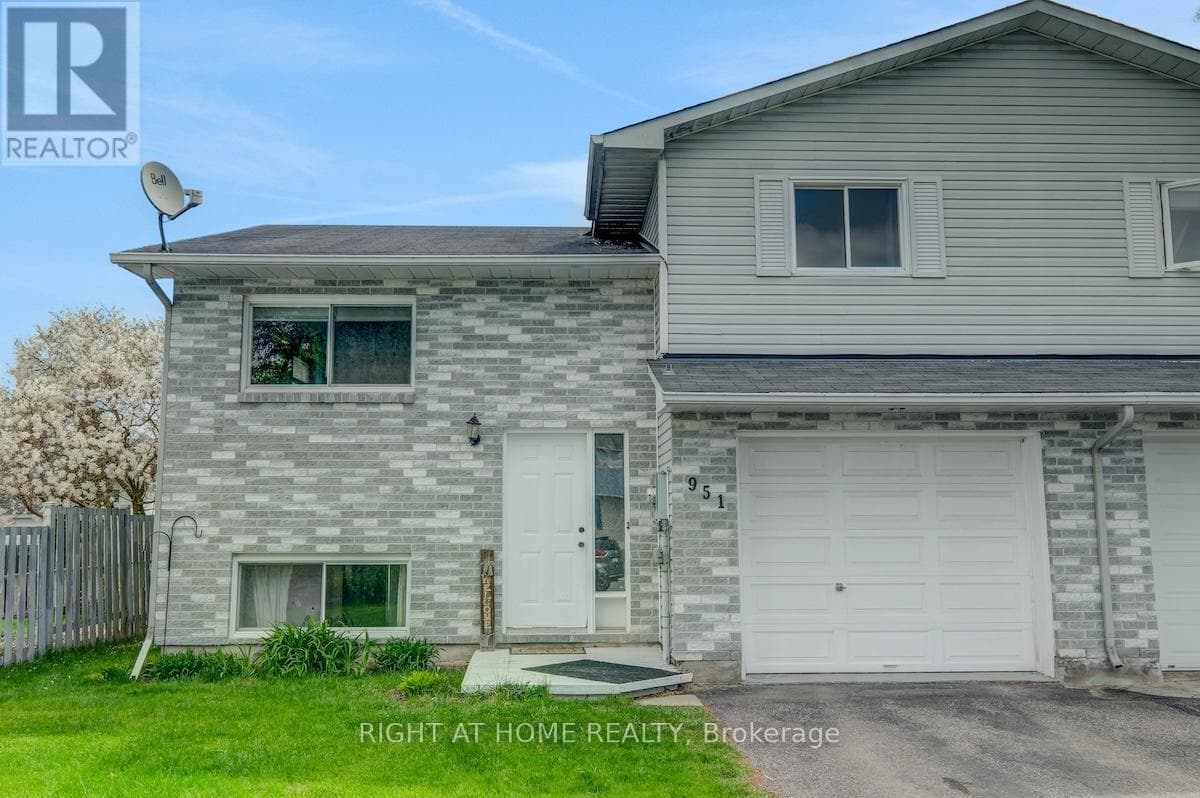 2 Bed · 2 Bath Detached House for Sale in Clarence-Rockland