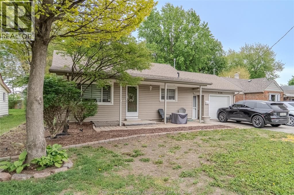 3 Bed · 1 Bath Detached House for Sale in Tecumseh