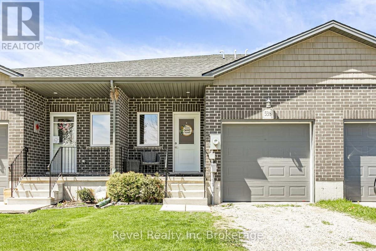 2 Bed · 3 Bath Detached House for Sale in Woodstock