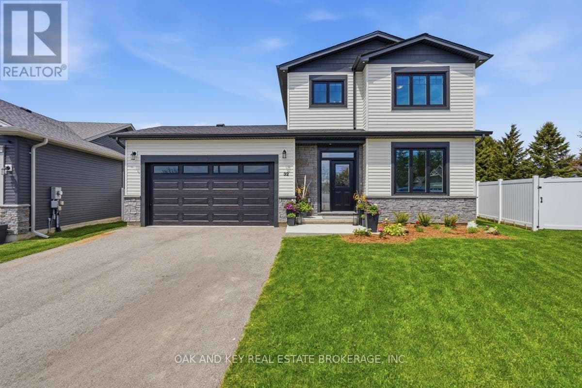 3 Bed · 3 Bath Detached House for Sale in Central Elgin