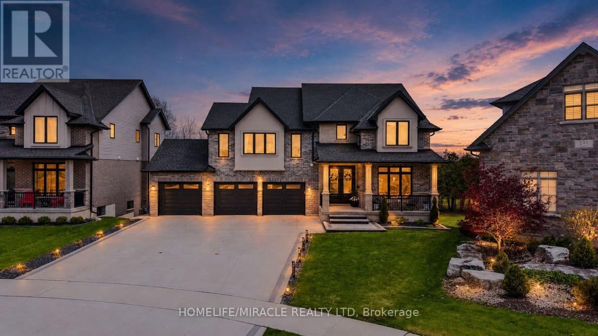 6 Bed · 5 Bath Detached House for Sale in Woodstock