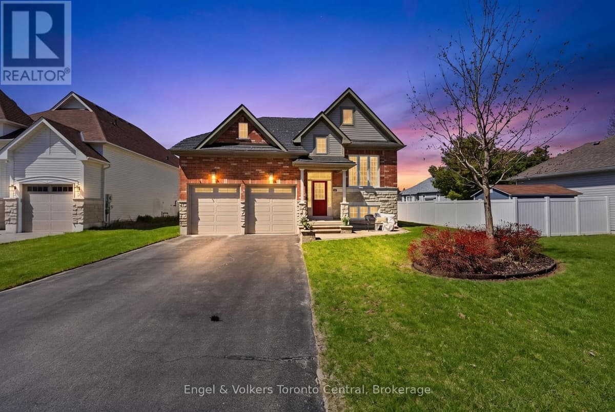 4 Bed · 3 Bath Detached House for Sale in Wasaga Beach