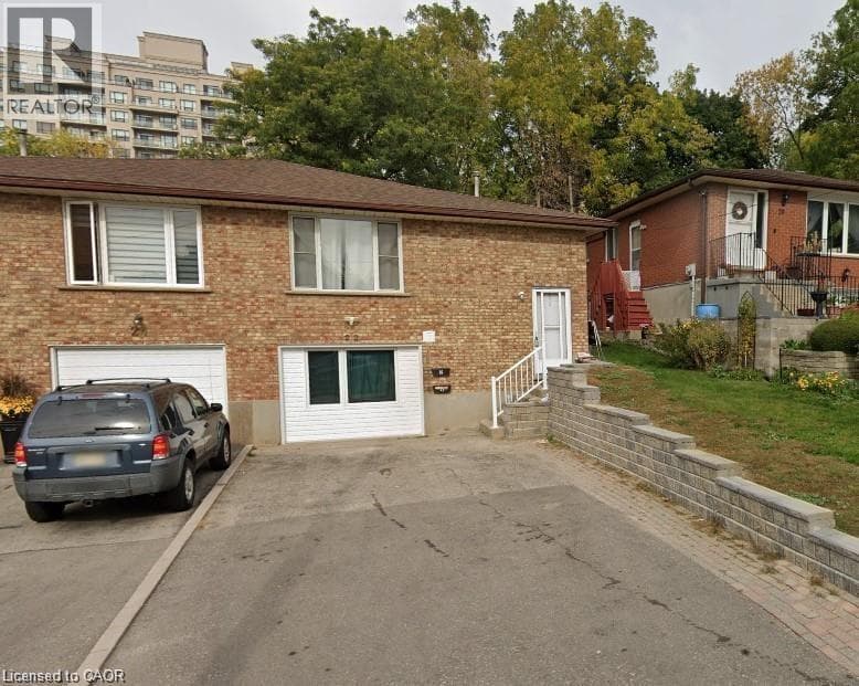 2 Bed · 1 Bath Detached House for Rent in Kitchener