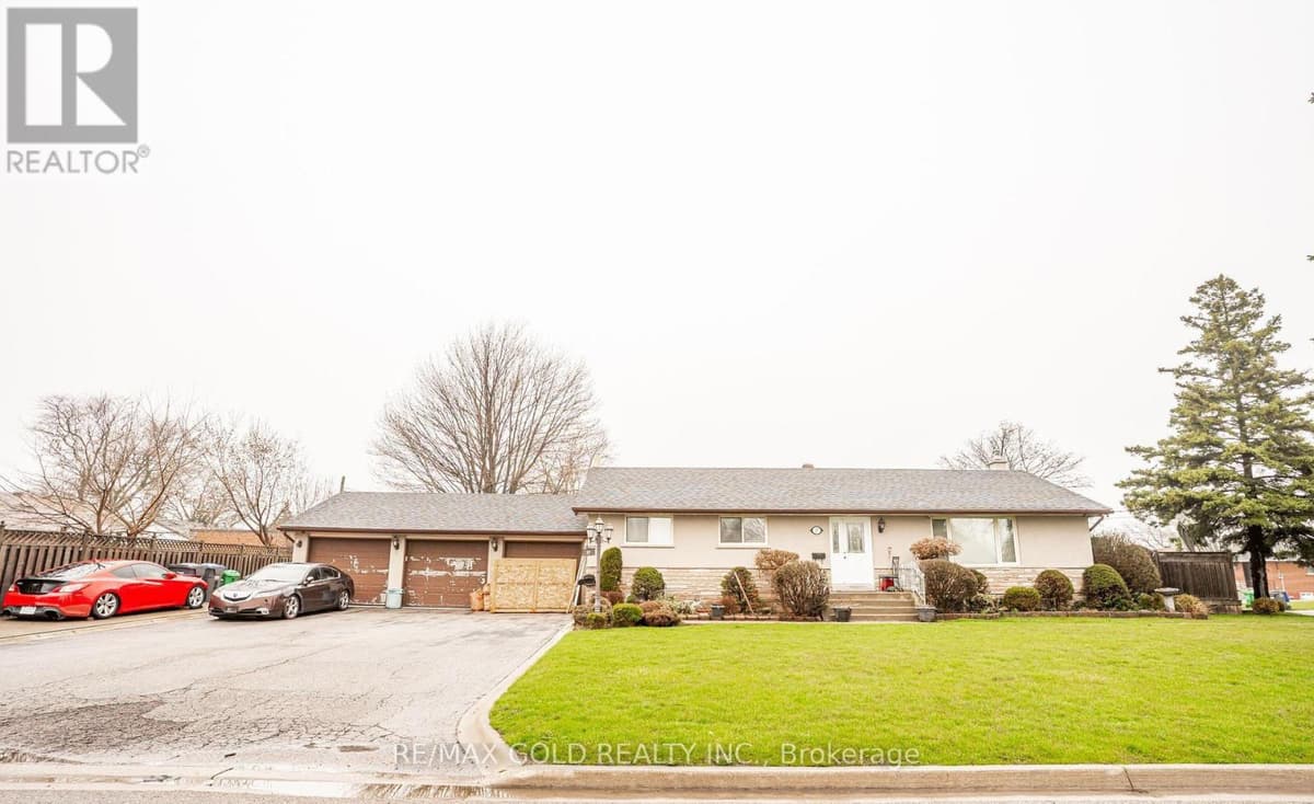 5 Bed · 2 Bath Detached House for Sale in Brampton