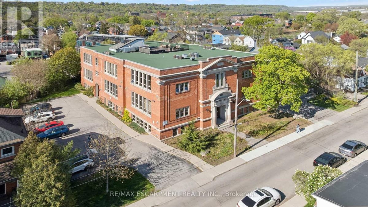 1 Bed · 1 Bath Detached House for Sale in Hamilton
