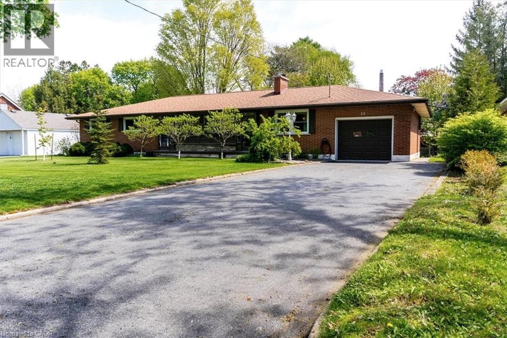 3 Bed · 3 Bath Detached House for Sale in Simcoe