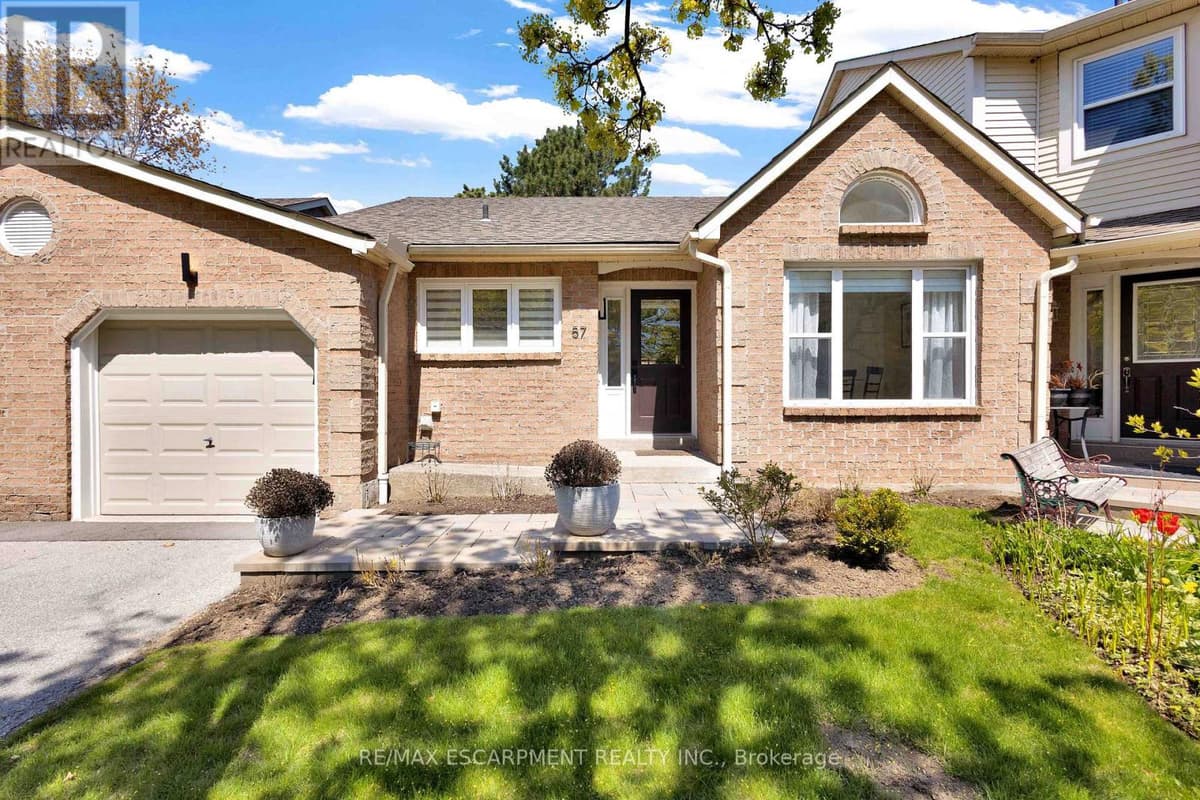 3 Bed · 3 Bath Detached House for Sale in Burlington
