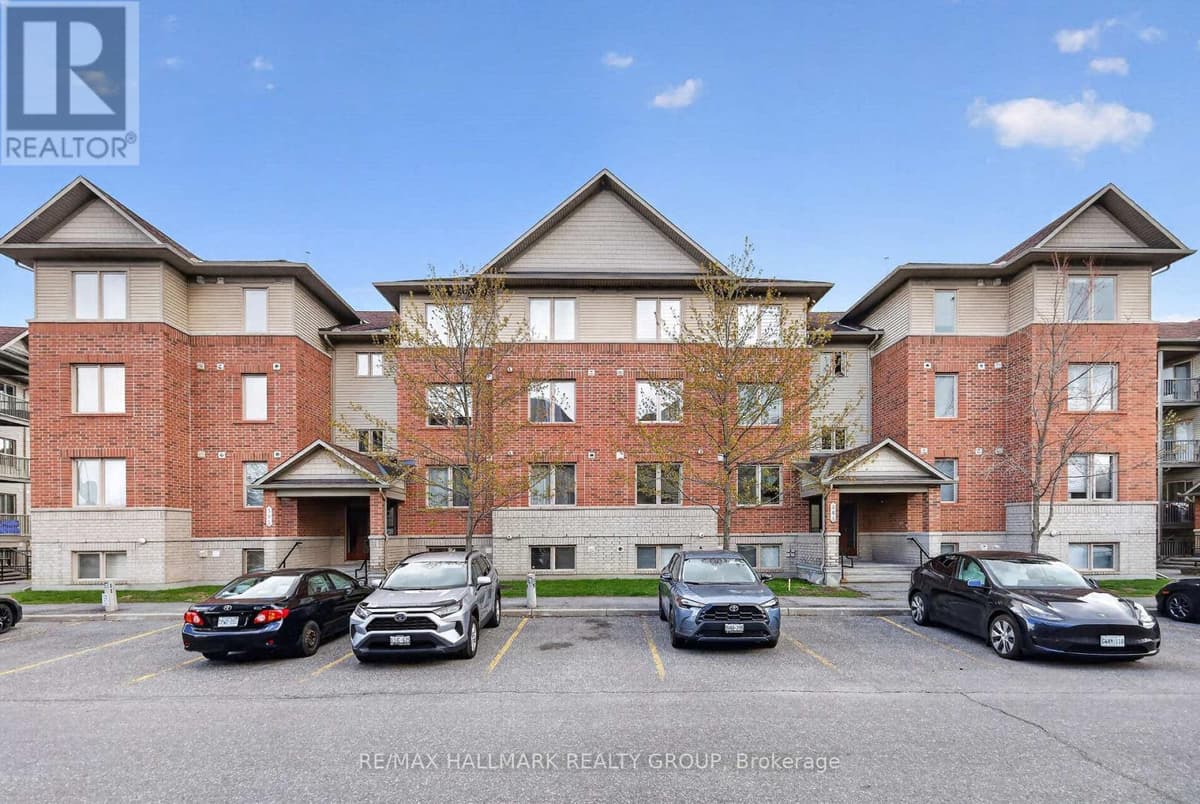 2 Bed · 2 Bath Detached House for Sale in Ottawa