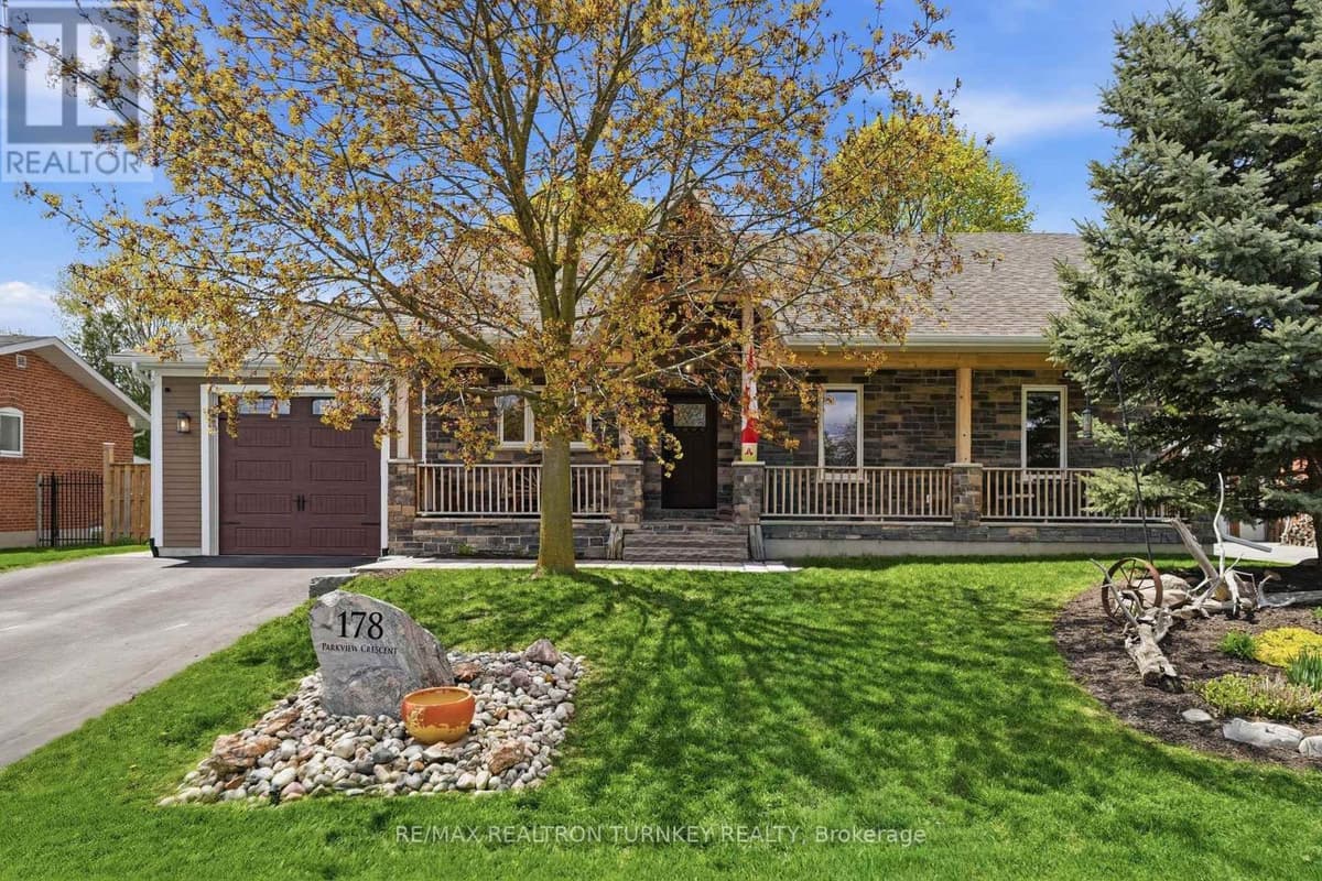 4 Bed · 3 Bath Detached House for Sale in Newmarket