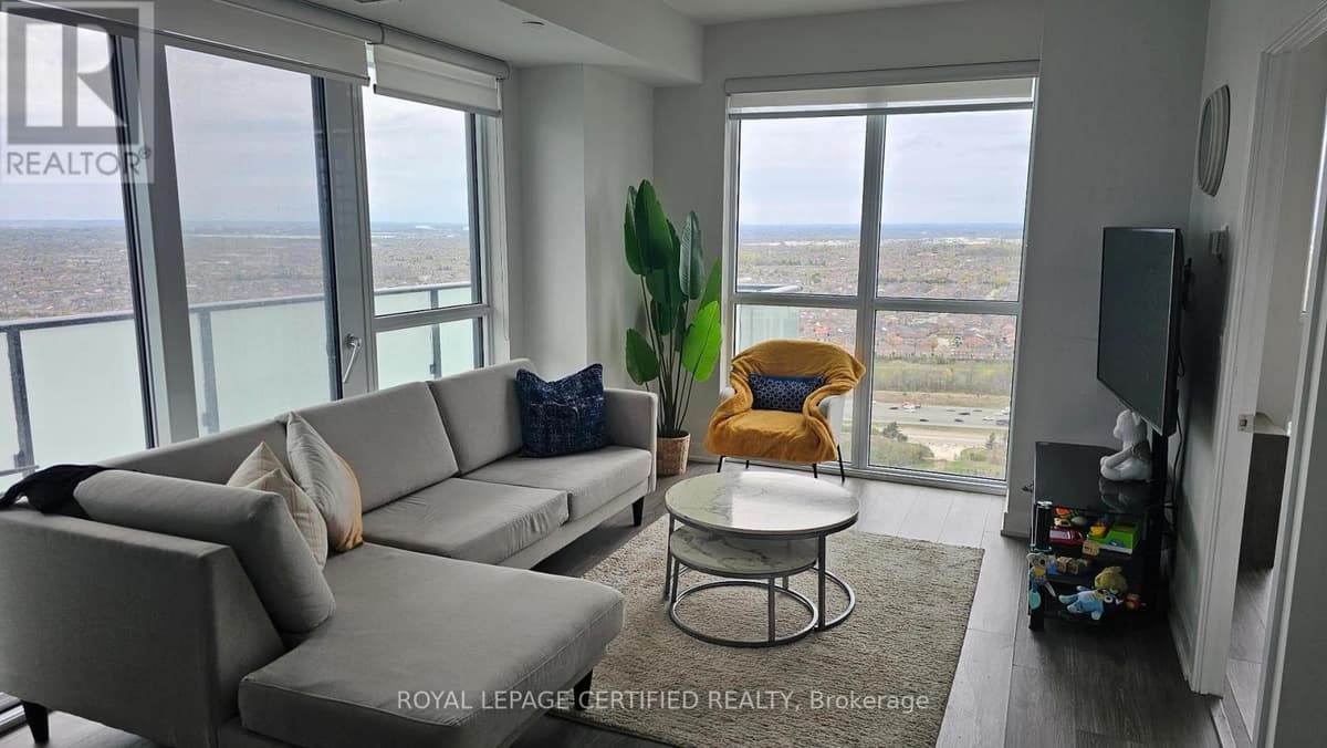3 Bed · 2 Bath Detached House for Rent in Mississauga