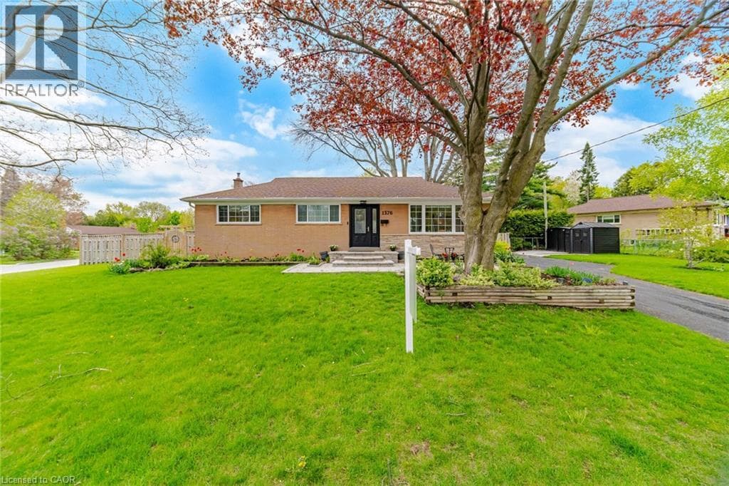 4 Bed · 3 Bath Detached House for Sale in Burlington