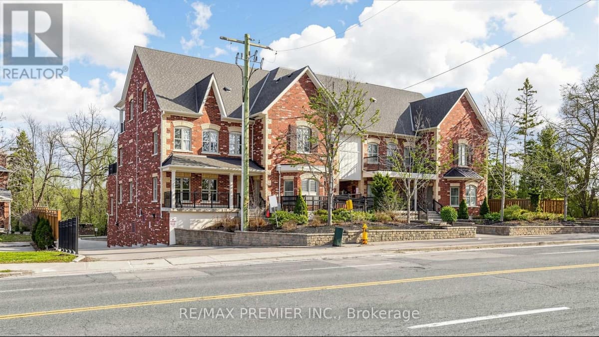 2 Bed · 2 Bath Detached House for Sale in Vaughan