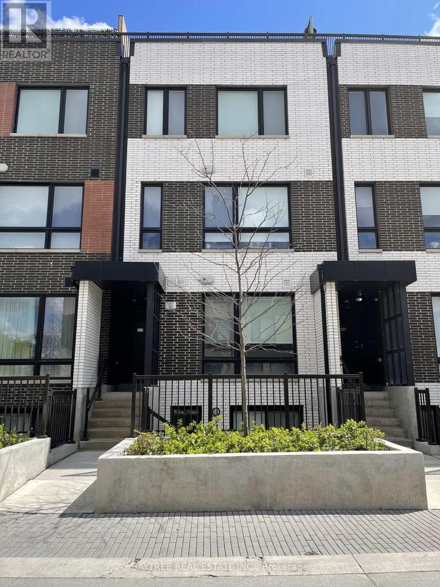 2 Bed · 2 Bath Detached House for Rent in Toronto