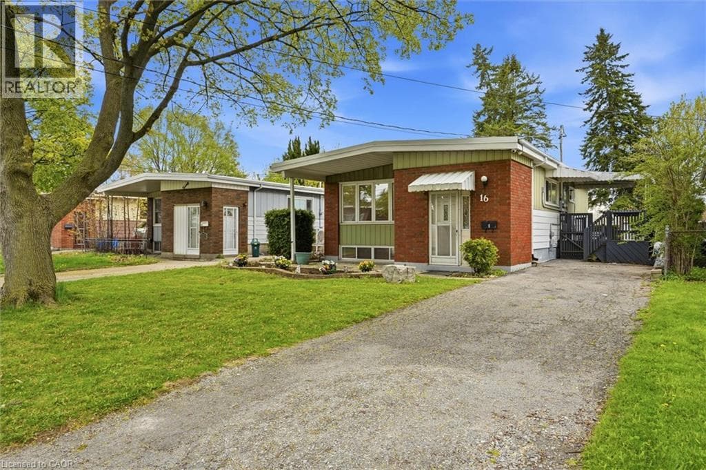 5 Bed · 2 Bath Detached House for Sale in Hamilton