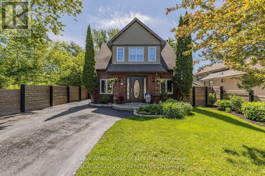 5 Bed · 3 Bath Detached House for Sale in Richmond Hill