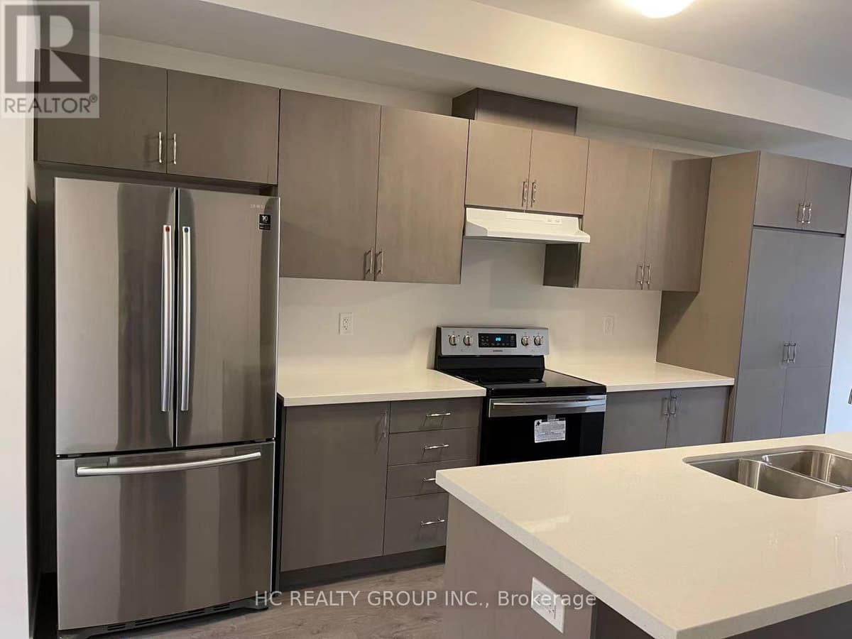 4 Bed · 3 Bath Detached House for Rent in Richmond Hill