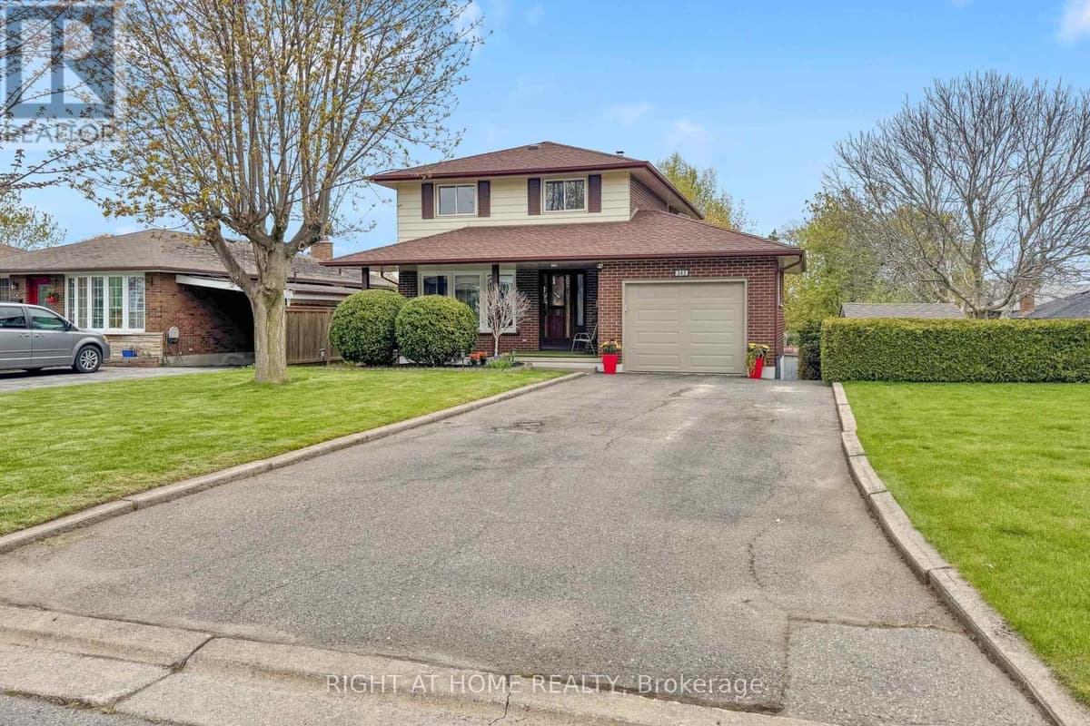 4 Bed · 2 Bath Detached House for Sale in Oshawa