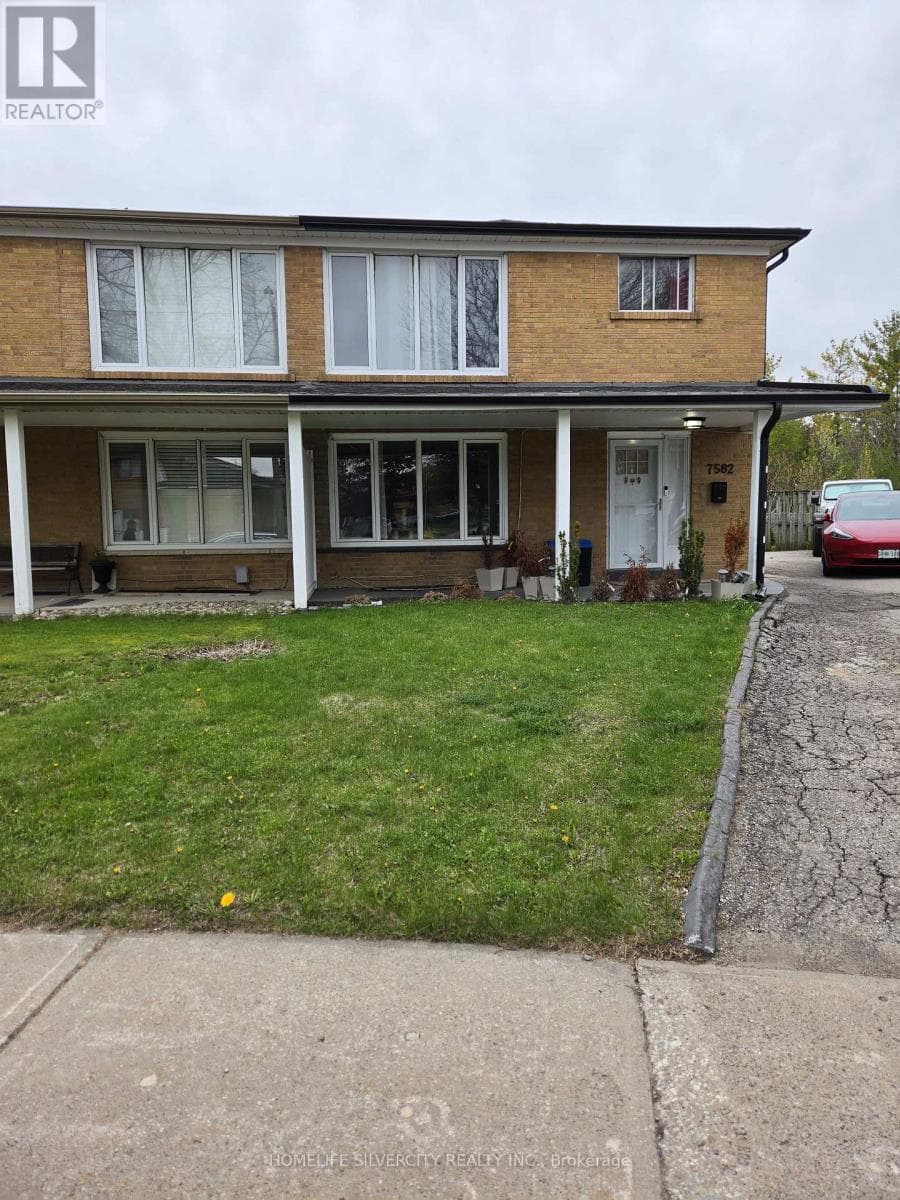 8 Bed · 3 Bath Detached House for Sale in Mississauga